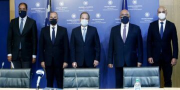 Υπουργείο Υποδομών και Μεταφορών: Ο Καραμανλής καλωσόρισε Παπαδόπουλο-Καραγιάννη – Μιχάλης Παπαδόπουλος: Πρόκληση για δουλειά