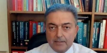 Ο Μπιλ Γκέιτς και το Μαμάτσειο Κοζάνης- Η απίστευτη ατάκα του καθηγητή Πνευμονολογίας Θεόδωρου Βασιλακόπουλου