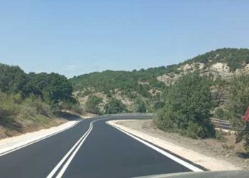 Ασφαλτοστρώθηκε επιτέλους ο δρόμος Βενέτικος-Ελευθεροχώρι Γρεβενών – 4,5 χρόνια αναμονής, για 3 χιλιόμετρα δρόμου ελέω γραφειοκρατίας
