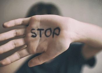 Ενδοοικογενειακή βία – 332 συλλήψεις για ενδοοικογενειακή βία το πρώτο 15νθήμερο του Αυγούστου