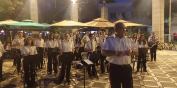 Συναυλία από τη Φιλαρμονική ορχήστρα του Δήμου Εορδαίας «Αριστοτέλης» στην κεντρική πλατεία της Πτολεμαΐδας το βράδυ του Σαββάτου