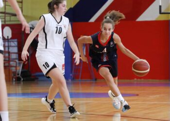 Μπάσκετ Την  Βασιλική Χωλοπούλου απέκτησε ο Λασσάνης