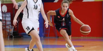 Μπάσκετ Την  Βασιλική Χωλοπούλου απέκτησε ο Λασσάνης