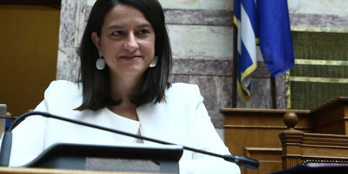 Κεραμέως: Εμβολιαστικό κέντρο σε κάθε πανεπιστήμιο – Το πρωτόκολλο στα σχολεία