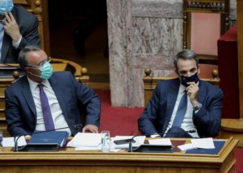 Καταργούνται εισφορά αλληλεγγύης και τέλος επιτηδεύματος εντός 2ετίας – Ολα τα σενάρια της ΔΕΘ