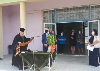 Ο Δήμαρχος Αμυνταίου στην τελετή Αγιασμού στο Γυμνάσιο κι Ενιαίο Λύκειο Αμυνταίου -VIDEO