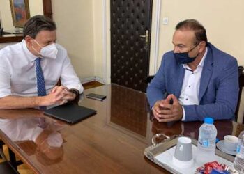 Συνάντηση Αντωνιάδη – Σκυλακάκη με θέμα την αύξηση του επιδόματος θέρμανσης για το πετρέλαιο στην 1η Ζώνη