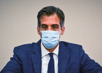 Αρκουμανέας: Το 20% με 25% των νέων κρουσμάτων είναι έως 17 ετών