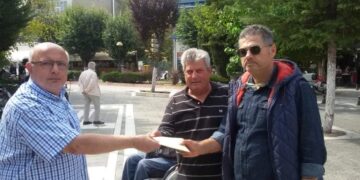 Πτολεμαΐδα: Παραδόθηκαν στον Σύλλογο Παιδιών με Αναπηρία Εορδαίας τα έσοδα από την έκθεση – bazaar που έγινε στην κεντρική πλατεία