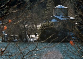 Με τι καιρό θα κάνουμε Χριστούγεννα, Πρωτοχρονιά και Πάσχα – Τι «λένε» τα μερομήνια