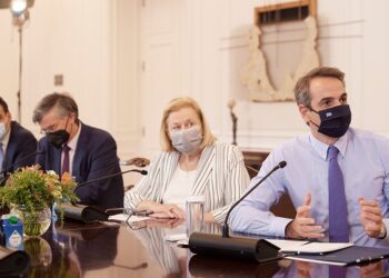 Μητσοτάκης: Έρχονται εμβολιασμοί νέων 12-17 ετών και από παιδιάτρους, στα ιατρεία τους