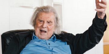 Μίκης Θεοδωράκης: Οριστικά στον Γαλατά Χανίων η ταφή του