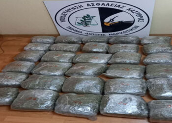 Συνελήφθησαν δύο άτομα στην Καστοριά για διακίνηση ακατέργαστης κάνναβης, βάρους 31 κιλών και 300 γραμμαρίων