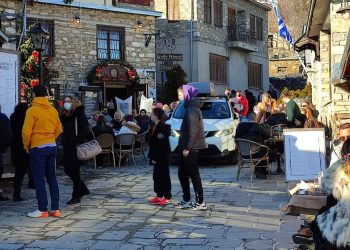 Πόλος έλξης επισκεπτών το Νυμφαίο Φλώρινας- Ο καλός καιρός σύμμαχος των εκδρομέων σήμερα