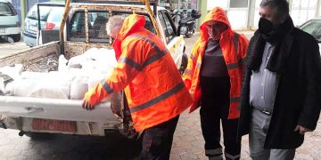 Διανομή αλατιού από το Δήμο Εορδαίας σε όλες τις σχολικές μονάδες