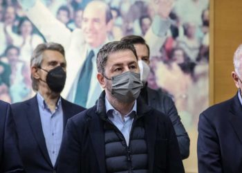 ΚΙΝΑΛ: Αυτά είναι τα νέα πρόσωπα που θα ανακοινώσει ο Ανδρουλάκης την Πέμπτη- Γιατί ναυάγησε η λύση του Πάρη Κουκουλόπουλου για Διευθυντής της ΚΟ