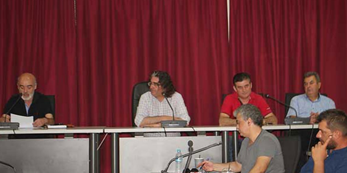 Εκ νέου Πρόεδρος του Δημοτικού Συμβουλίου Σερβίων, ο Νίκος Μπουκουβάλας