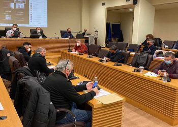 Στο ΔΣ Κοζάνης οι αυξήσεις 10% στην τηλεθέρμανση και 7% στο νερό- Αντιπολίτευση: «Η δημοτική αρχή αντιμετωπίζει τη ΔΕΥΑΚ ελαφρά τη καρδία»