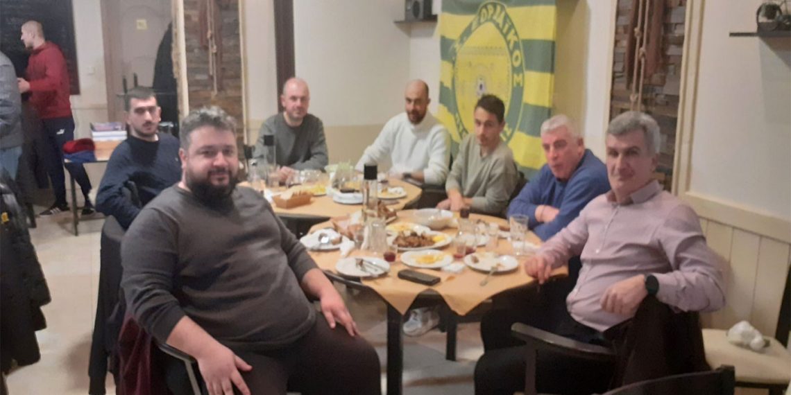 Έκοψε τη πίτα για τη νέα χρονιά ο Εορδαϊκός