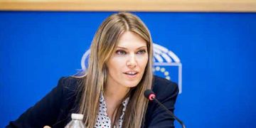 Η Εύα Καϊλή εξελέγη με άνεση αντιπρόεδρος της Ευρωβουλής -Από τον πρώτο γύρο