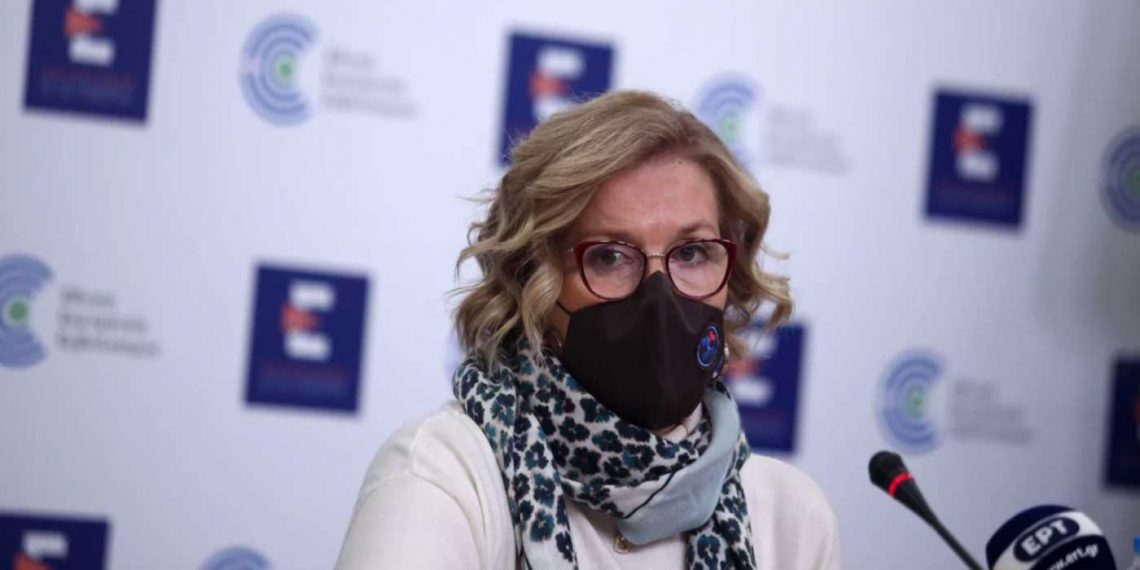 Γκάγκα: Ξεκινά η κατ’ οίκον διάθεση αντιιικών χαπιών