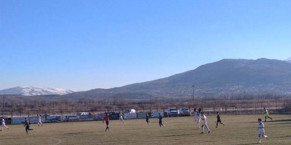 Διατήρησε το απόλυτο στην έδρα του και έμεινε στο -1 από την κορυφή ο Φούφας που κέρδισε 2-0 τον Τιτάνα Σερβίων