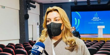 Μαρία Αντωνίου: «Μέχρι τέλος Ιανουαρίου η έναρξη των έργων φυσικού αερίου της ΔΕΔΑ και στην Καστοριά»