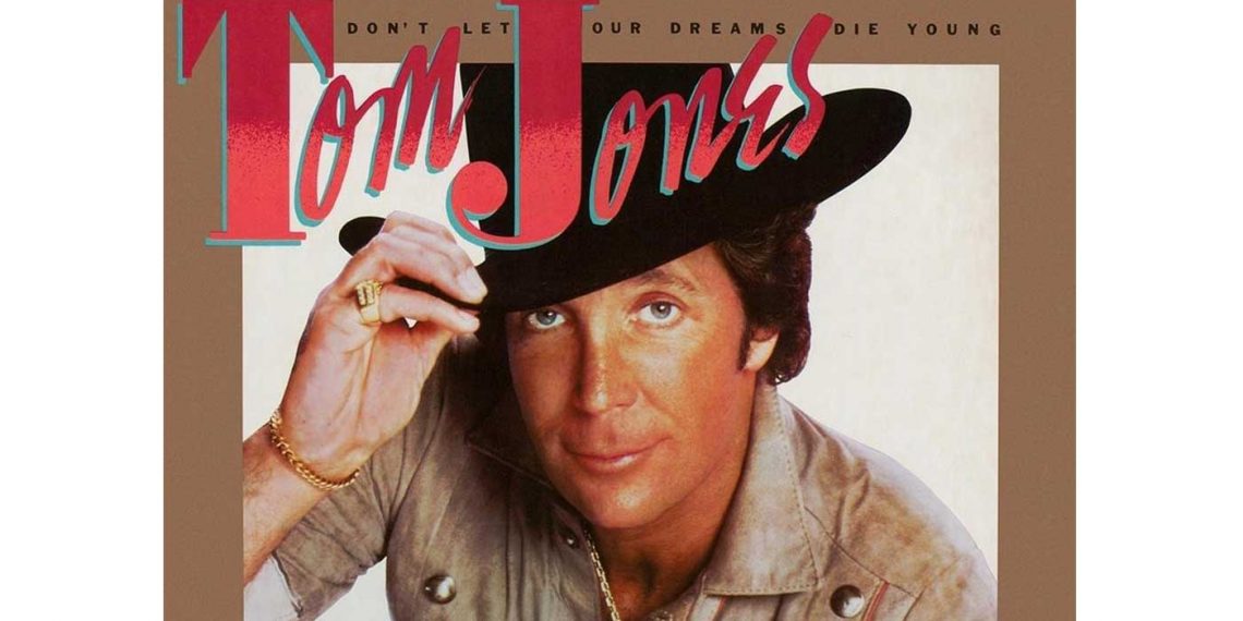 Οι μουσικές επιλογές του e-ptolemeos.gr- Tom Jones I’ve Been Rained On Too