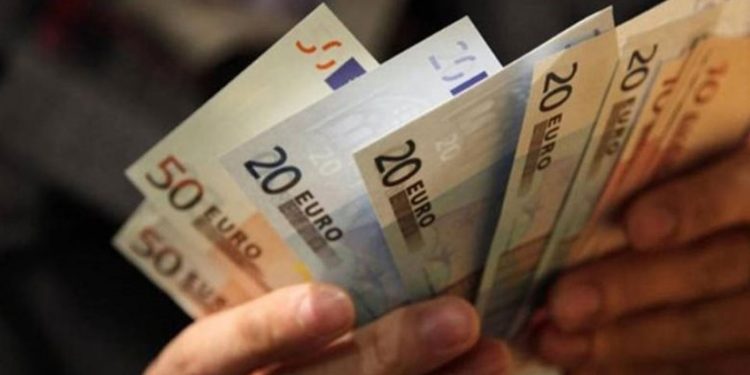 Κατώτατος μισθός: Δρομολογείται νέα αύξηση – Θα φθάσει στα 703 ευρώ από την 1η Ιουλίου