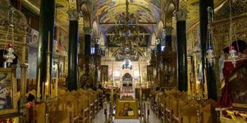 Θετικοί στον κοροναϊό οι ιερείς του Μητροπολιτικού Ναού Καστοριάς