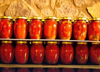 Οι γνήσιες πιπεριές Φλωρίνης του Ναουμίδη – Αφιέρωμα στο athensvoice.gr