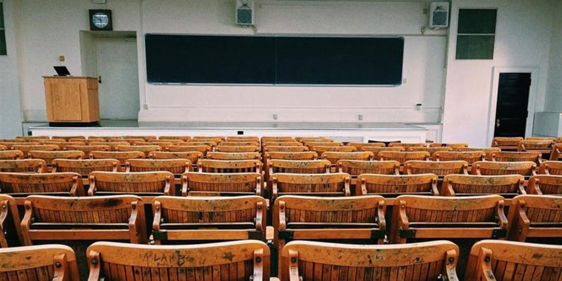 Πανεπιστήμια: Τι θα γίνει με την εξεταστική φοιτητών που νοσήσουν