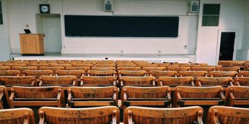 Πανεπιστήμια: Τι θα γίνει με την εξεταστική φοιτητών που νοσήσουν