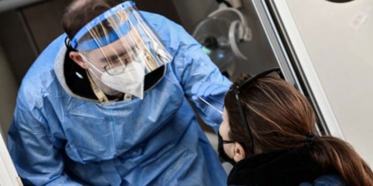 PCR test – Δωρεάν με τη συμβολή του στρατού – Τι ανακοίνωσε ο Πλεύρης