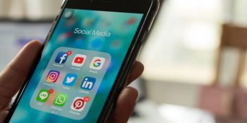 Ποιες αναρτήσεις τους θα ήθελαν να εξαφανίσουν οι Έλληνες από τα social media