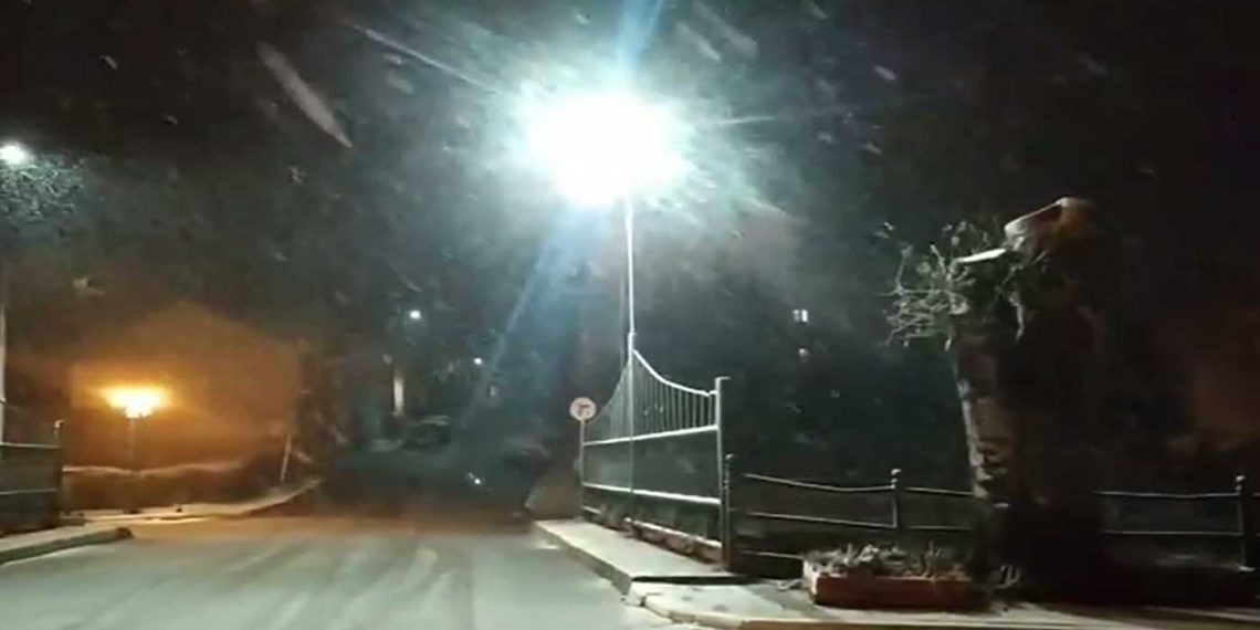 Μετά τον σεισμό και …χιόνι στη Φλώρινα – Ξεκίνησε η χιονόπτωση -VIDEO