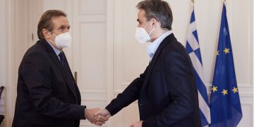 Στοχευμένο πρόγραμμα ενίσχυσης του εμπορίου ζήτησε το προεδρείο της ΕΣΕΕ από τον Πρωθυπουργό