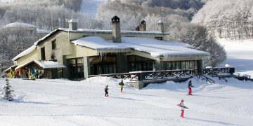 Ορειβατική Λέσχη Εορδαίας: Εξόρμηση για σκι και ορειβασία στο Χ.Κ. Βίγλας την Κυριακή