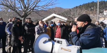 Απογοητευμένοι από τη συνάντηση με τον Α. Γεωργιάδη οι αγρότες της Καστοριάς: “Ο αγώνας συνεχίζεται”