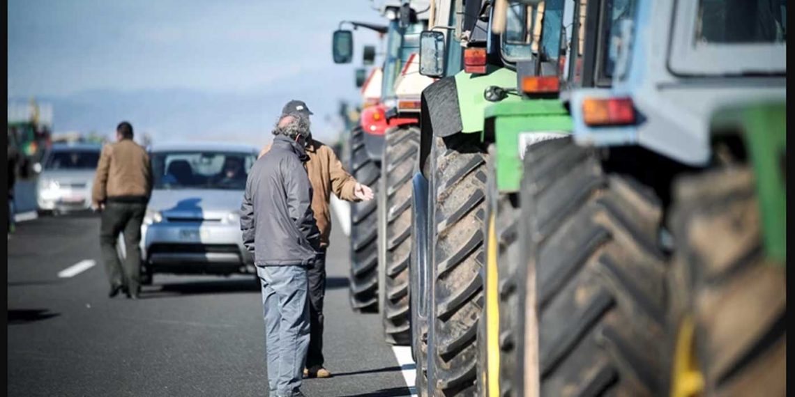 Με τα τρακτέρ τους αύριο Πέμπτη στα σύνορα της Κρυσταλλοπηγής  οι αγρότες του Αμυνταίου