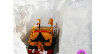 Εντυπωσιακές φωτογραφίες από τον αποχιονισμό με χιόνι στα 6μ στο Βίτσι