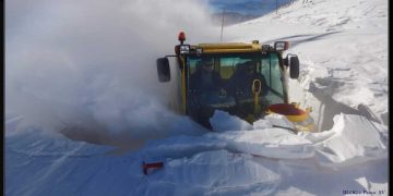 Εντυπωσιακές εικόνες αποχιονισμού στα ορεινά της Καστοριάς με τον φετινό χιονιά