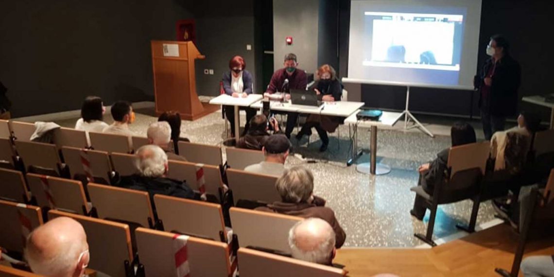 Κοζάνη: Παρουσιάστηκε το νέο CD με παραδοσιακά τραγούδια, σε επιμέλεια της Φάνης Φτάκα – Τσικριτζή, για τα 200 χρόνια από την Επανάσταση του 1821