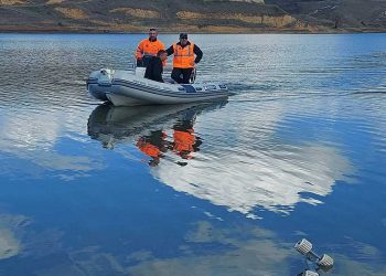 Παραμένουν άκαρπες οι έρευνες για τον αγνοούμενο στη λίμνη Περδίκα – Νέες φωτογραφίες από το σημείο και τη συμμετοχή αυτοδυτών από Καστοριά