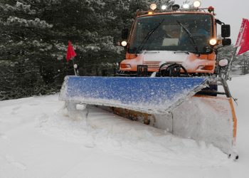 Δήμος Γρεβενών: Τα εκχιονιστικά “σαρώνουν” το οδικό δίκτυο (Βίντεο+ Φωτογραφίες)