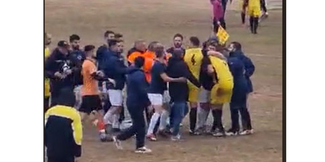 Επεισοδιακό φινάλε στην Αιανή στο παιχνίδι με τον Τιτάνα (βίντεο)