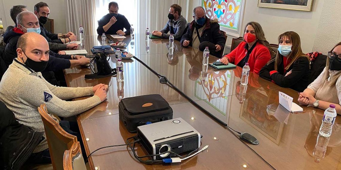 Τα προβλήματα που απασχολούν τους εμπόρους συζητήθηκαν στη συνάντηση της Διοίκησης του ΕΒΕ Κοζάνης με τον Εμπορικό Σύλλογο