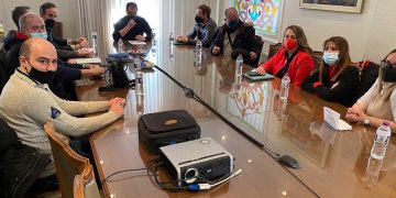 Τα προβλήματα που απασχολούν τους εμπόρους συζητήθηκαν στη συνάντηση της Διοίκησης του ΕΒΕ Κοζάνης με τον Εμπορικό Σύλλογο