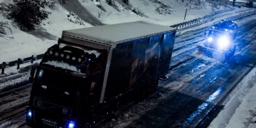 Ένταση των καιρικών φαινομένων τα μεσάνυχτα και στη Δυτική Μακεδονία- Σχέδιο διακοπής της κυκλοφορίας στην Εγνατία Οδό για φορτηγά άνω των 3,5t.