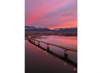 Μαγικά χρώματα στη Γέφυρα Πολυφύτου, μέσα από τον φακό του Αργύρη Καραμούζα